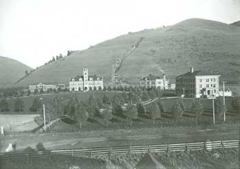 1904 Elrod photo of campus