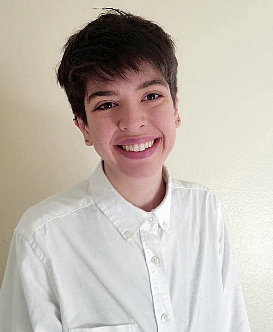 Head shot of Kit Smith