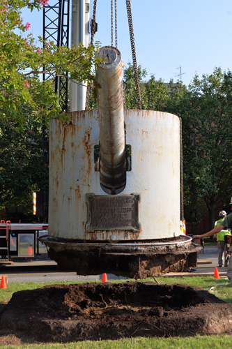 USS MAINE GUN