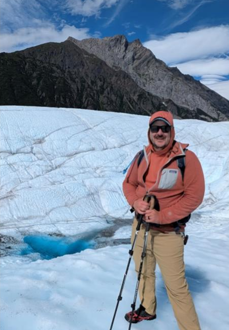 Eric Dressing headshot