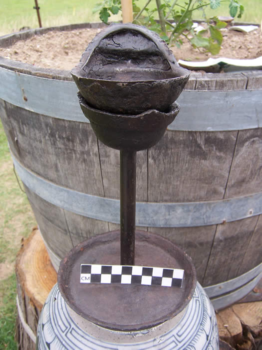 iron oil lamp