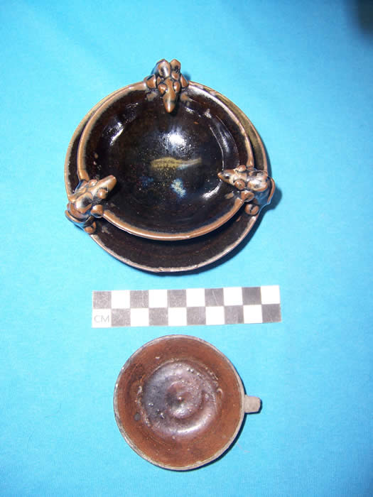 rush oil wick lamp with three mice on rim