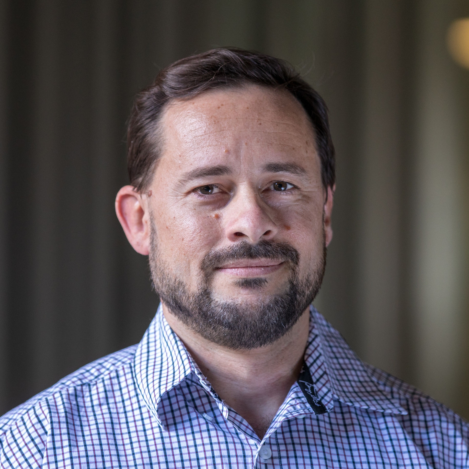 headshot of fernando sanchez