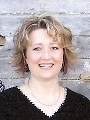 Elmore headshot