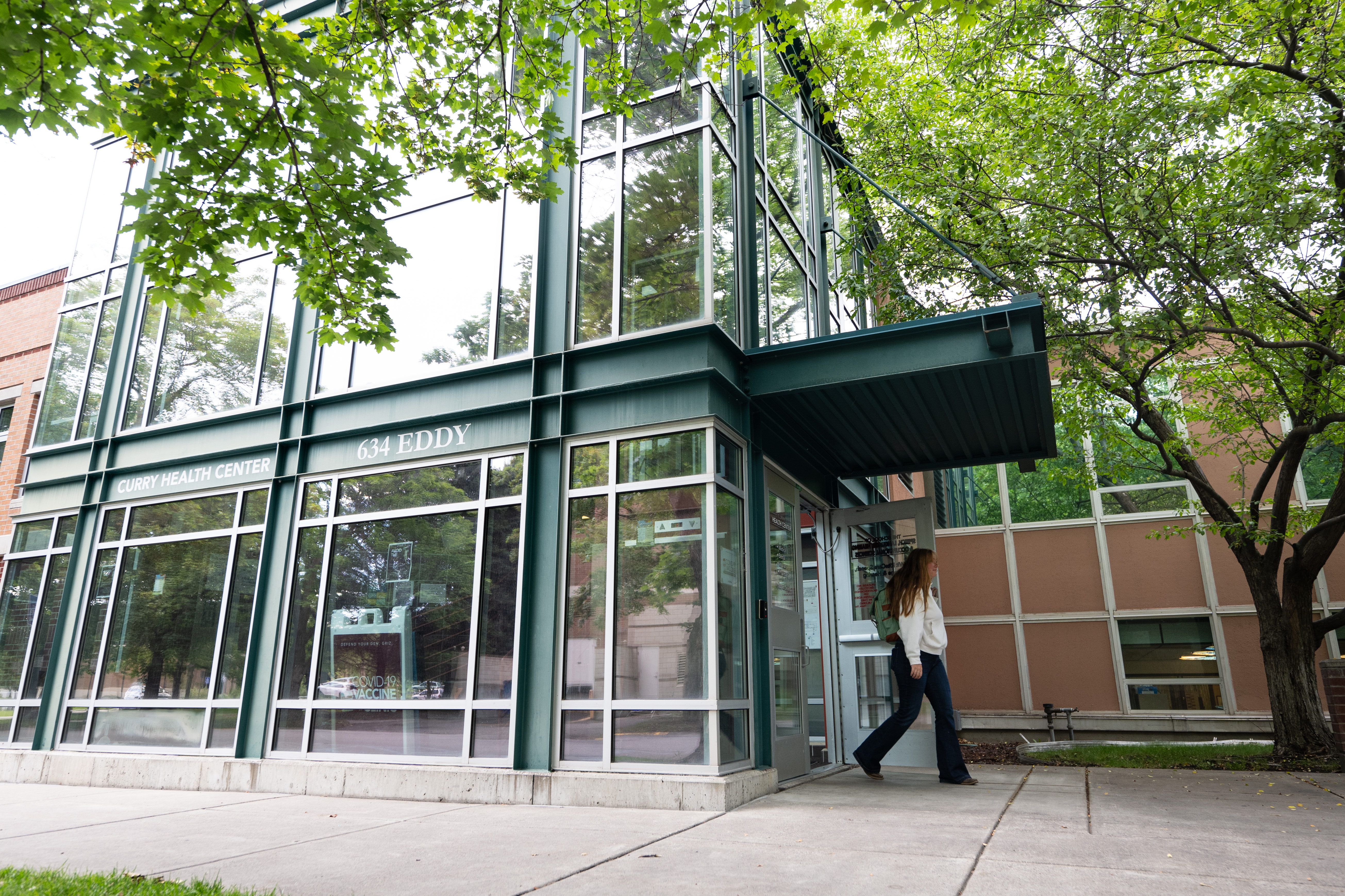Main entrance of Curry Health Center