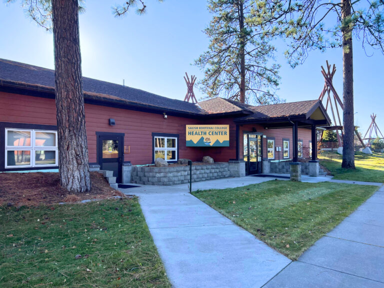 photo of salish and kootenai college health center