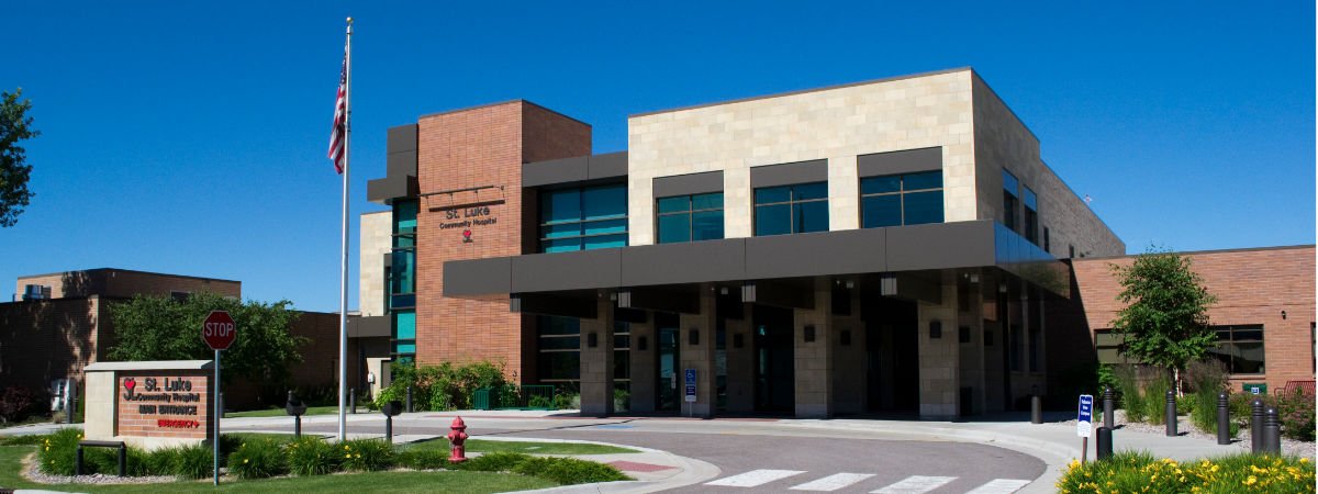 Photo of St. Luke Community Healthcare building