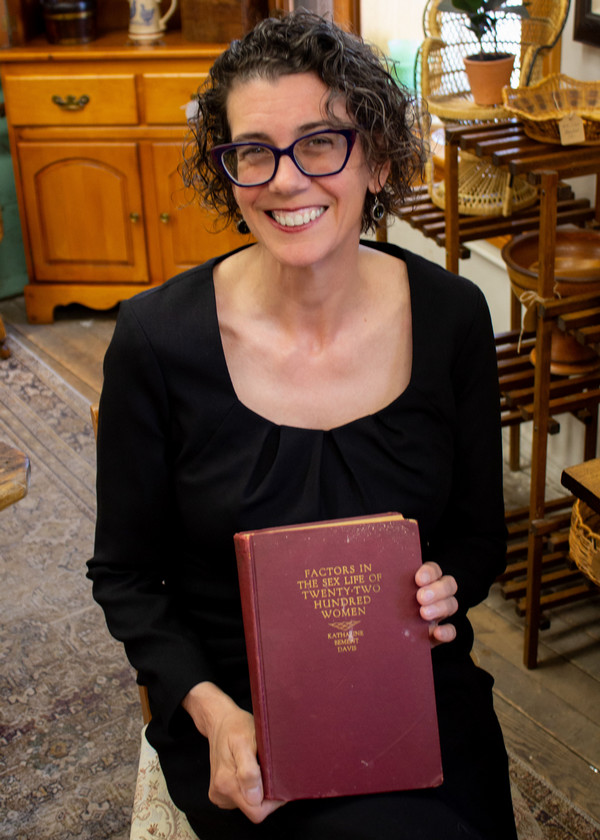 Anya Jabour headshot