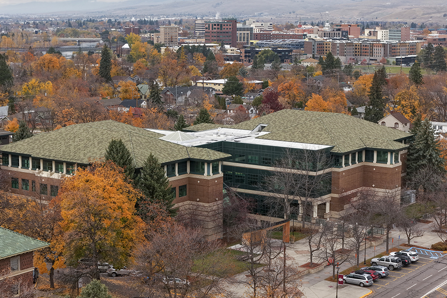 A aerial picture of the UM Gallagher Business Building