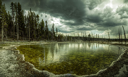 Yellowstone hot pool photo by Patrick Hutchins, Odd Angle Photography