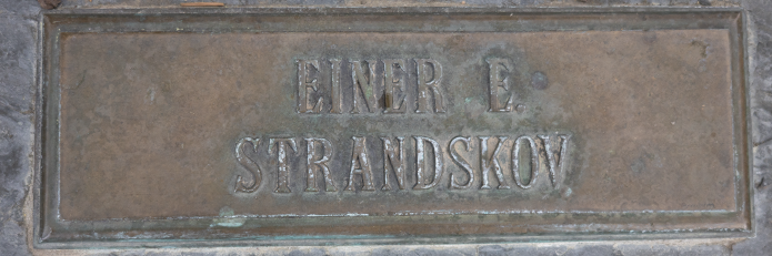 Einer Strandskov name marker