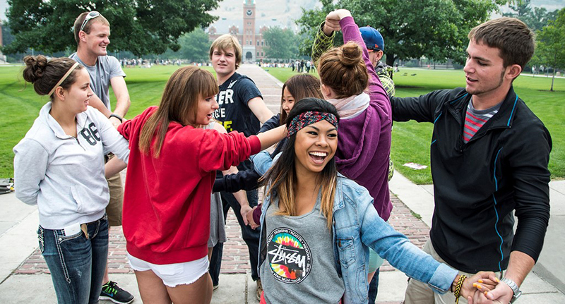 student group activity at um orientation