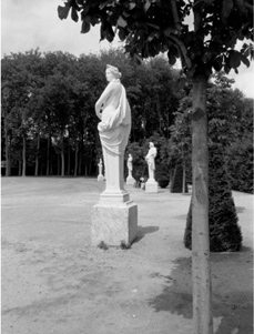 Versailles parc by Christopher Rauschenberg