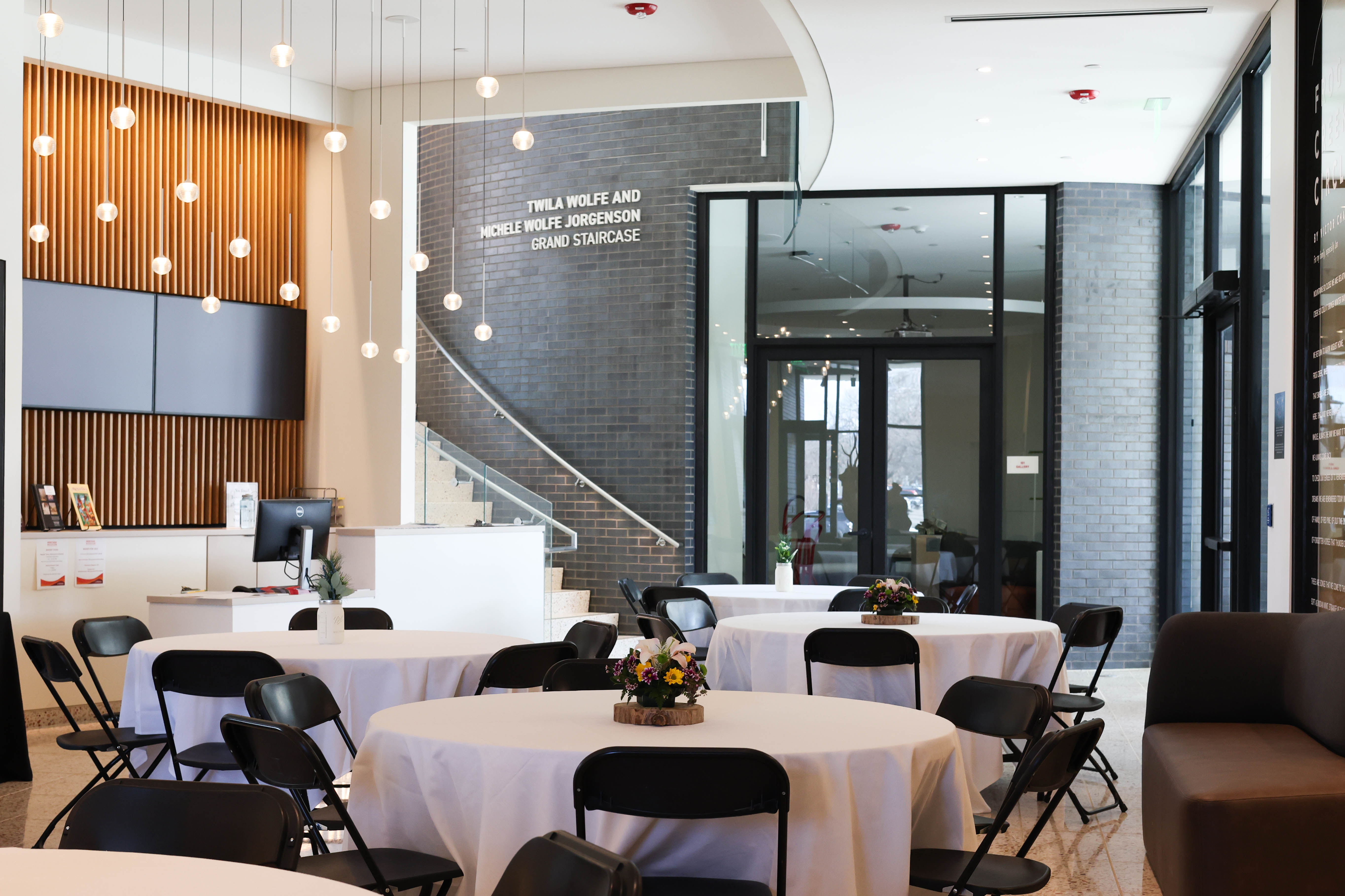 suzanne & bruce crocker welcome center