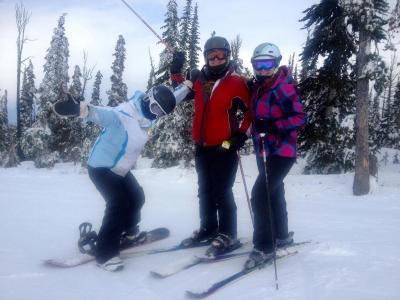 thee students ski run