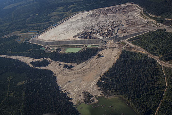An aerial view of the Mount Polley mine spill
