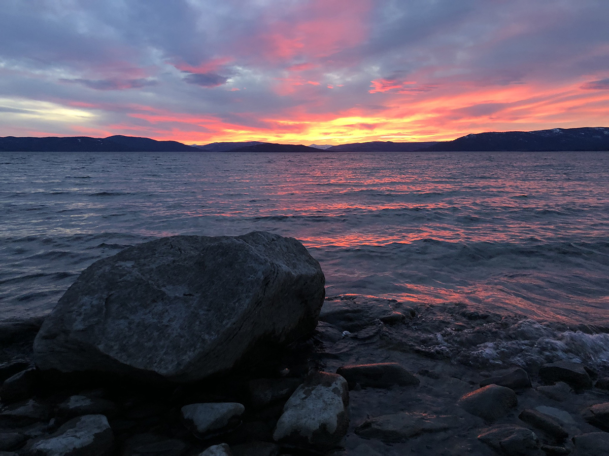 Photo of Flathead Lake shoreline