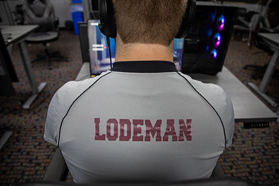 A picture of the back of Jimmy Painter's shirt, which says "Lodeman."