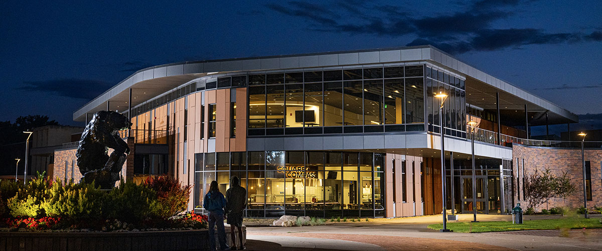 A picture of Lodge shining at night.