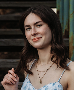 A picture of Lydia Maney