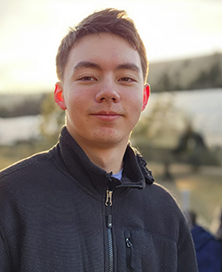 A picture of Ryan Heng