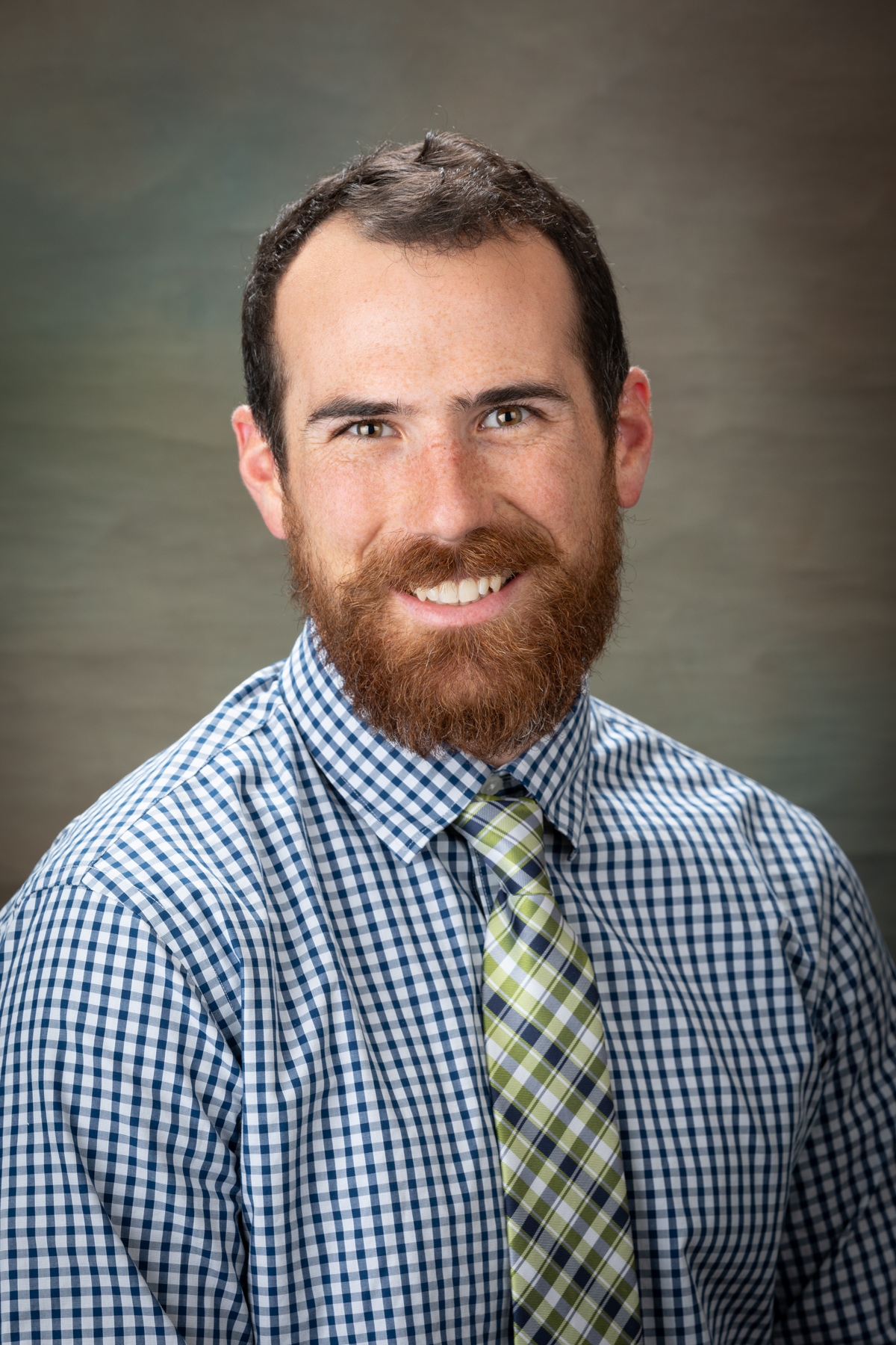 headshot of josh krantz