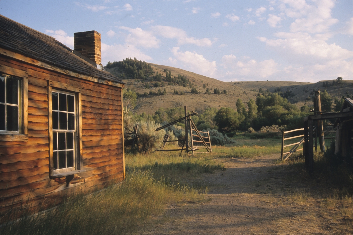 bannack cabin 