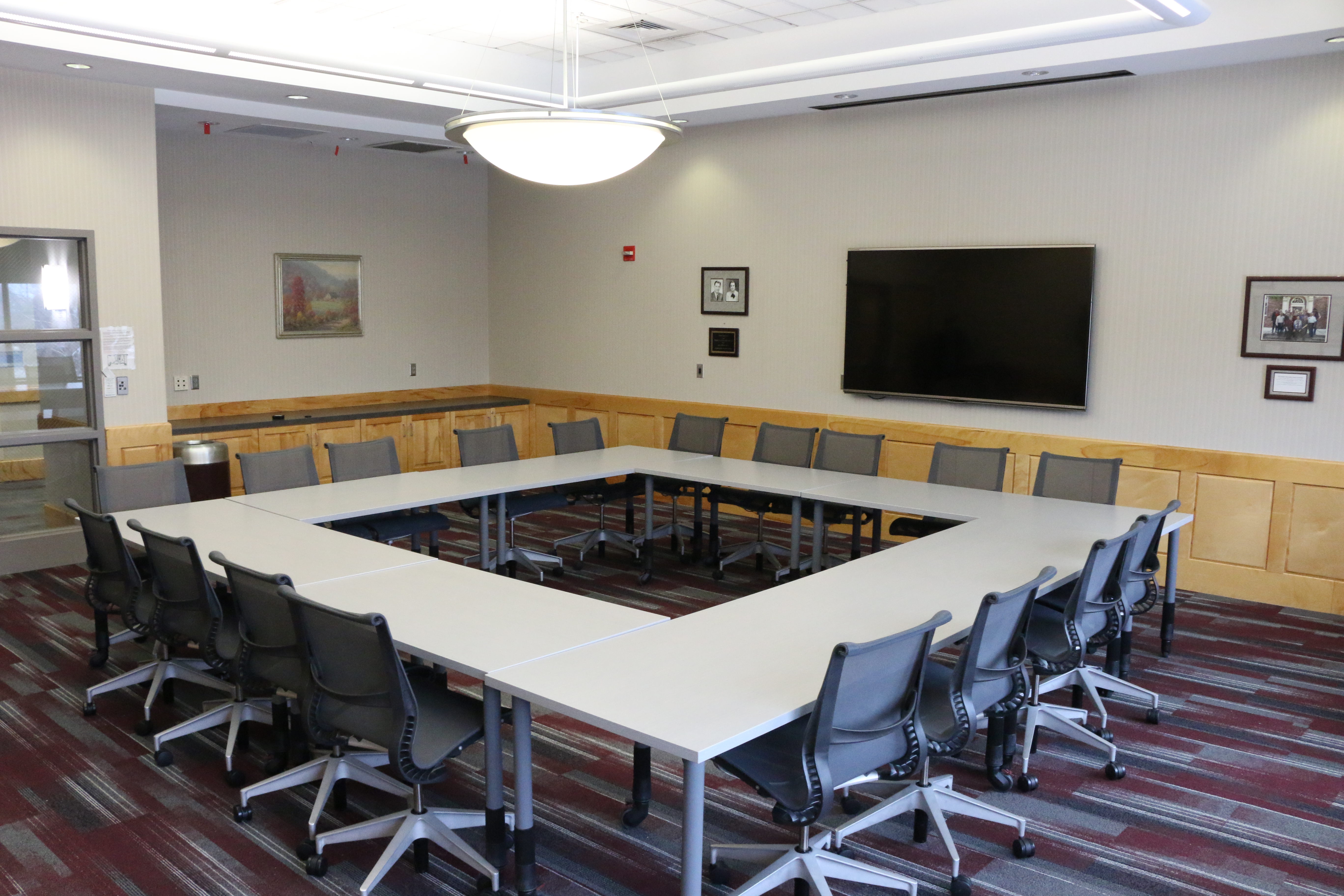 View of the alumni boardroom